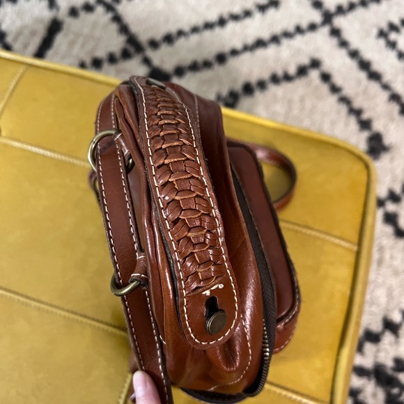 Patricia Nash Leather Backpack. Comes with dust bag - Picture 7 of 11